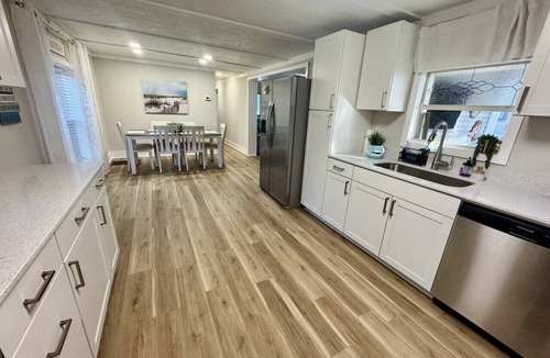 Surfside Beach House | Ocean Lakes + Pet Friendly + 2 Free Golf Carts