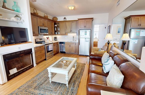 Folly Beach Condo | Oceanfront 1Br/1Ba Top Floor Condo~Beautiful Sunrise
