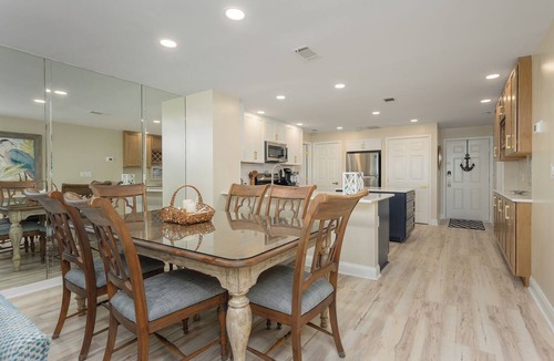 South Beach Condo | Oceanfront | Dolphin & Sunset Views | 2025 Renovation | 1841 Beachside Tennis