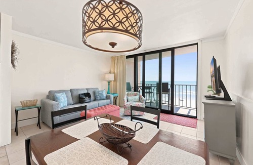 Crescent Beach Condo | Oceanfront in Heart of N Myrtle Beach with Pool