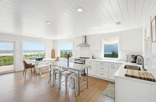 Folly Beach House | Oceanfront Remodeled Cozy Cottage - Huge Deck Pier Views - Walk to Center Street