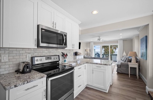 Saint Helena Island Villa | Oceanfront Villa - Del Boca Frippsta, 647 Newhaven Court