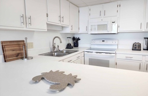 Litchfield by the Sea Condo | Oceanfront w/Lazy River! Rare floorplan, Nicely Furnished, 2BRs-Bridgewater 507