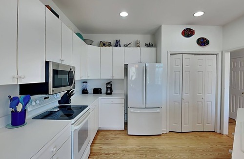 Savannah Beach House | Oceanview Cottage | Screened Porch, Steps From The Sand