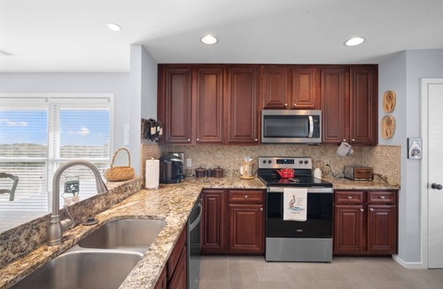 Beachwalk House | Oceanview, Pet Friendly in Pelican Point
