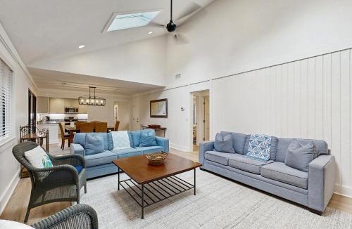 West Beach House | Oceanwoods 470