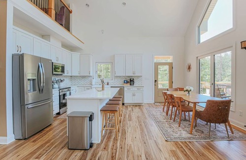 Roseland House | On Mountain Time