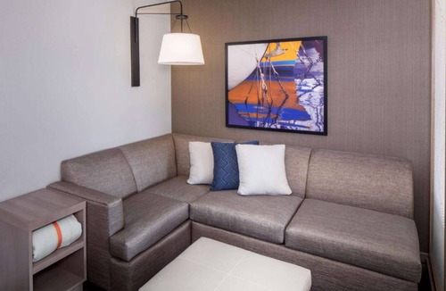Mount Pleasant Hotel | One Bedroom Two Queen Beds with Sofa Bed at Hyatt Place Mount Pleasant Towne Centre
