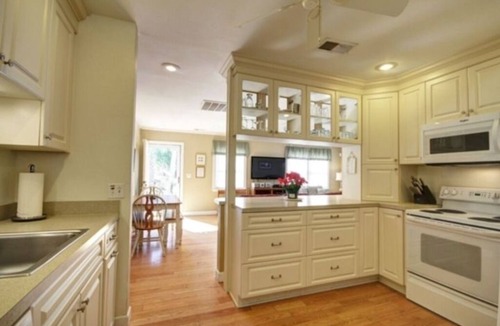 Isle of Palms House | ONE block away from beach! Bright, updated. Pet-friendly. Wheelchair accessible.