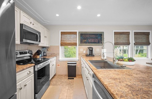 Deer Lake House | Our Fripp Getaway, 6-Seat Golf Cart Included, Pets Considered, Neighborhood Pool, 239 Deerfield Court