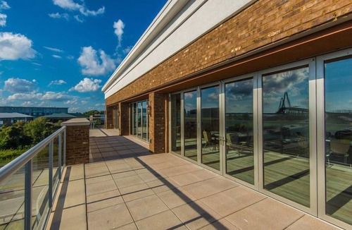 Charleston Condo | Outdoor Pool + Free Wi-Fi | Great Location!