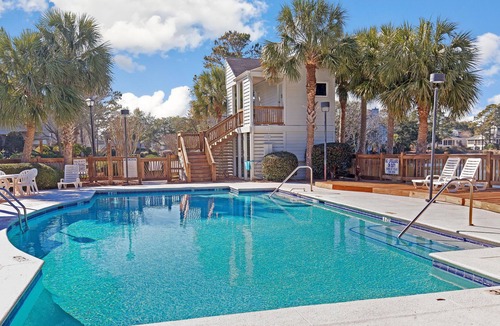 Litchfield by the Sea House | Oyster Catcher 39 Lake View 3BR 3BA Villa with Kitchen