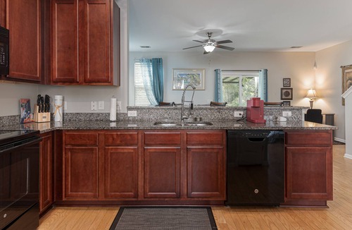 Ladson House | Palmetto Retreat townhome Ladson/Charleston area.