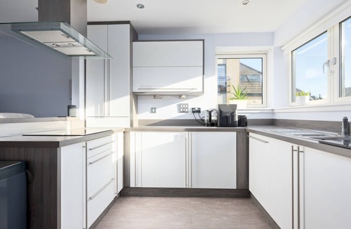 Bonnington Apartment | Pass the Keys |Modern 2bed Apartment Edinburgh