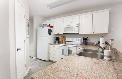 Pawleys Island Condo | Pawleys Island Paradise 2BD 1st Floor, Pools, Beach Close -True Blue Golf Resort