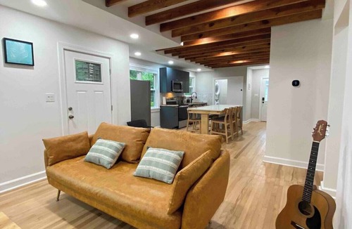 North Charleston House | Peaceful House Charleston 3B 2B close to downtown. Enjoy modern&spacious comfort