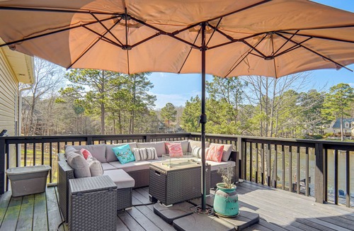 Olivia House | Pedal Pontoon & Movie Room! Lakefront Family Home