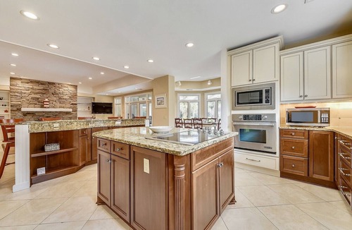 Heritage Woods House | Perfect Home for the Heritage Golf Tournament- Right on the Course, Private Pool