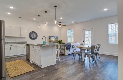 Hanahan House | Pet Friendly Central Location #1