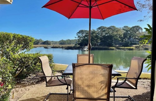 South Beach Condo | Pet Friendly Luxury Villa Lagoon Views Hilton Head