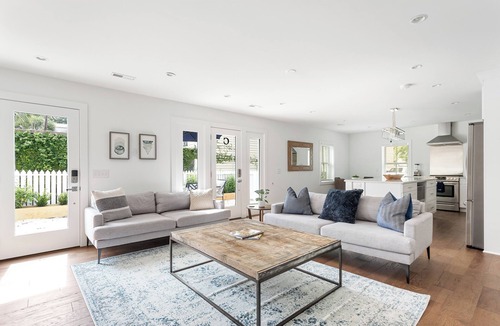 Cannonborough Elliotborough House | Pool! | 2 Blocks to King St | Parthenon Suites