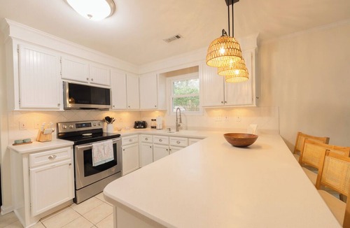 North Charleston House | Poolside Palmetto Retreat-Charleston 3 BRs, Sleeps 10, Game Room & Outdoor Oasis