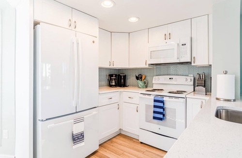 Isle of Palms Villa | Port O' Call G304 by Deserving Vacations