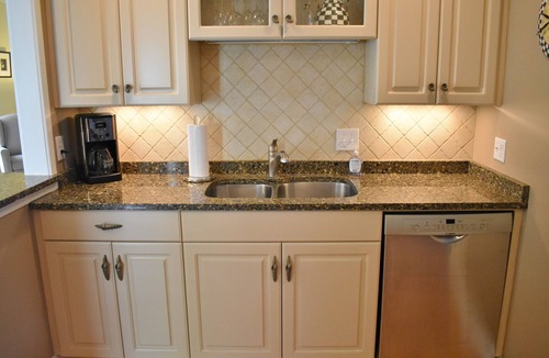 Sea Pines Villa | Premium 3 BR Harbour Town Villa - Walk to Yacht Basin - Summer Promo