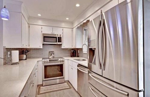 Charleston Historic District House | Prime Location in Downtown Charleston