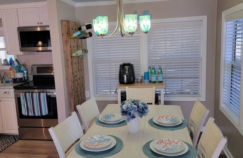 Garden City Cottage | Private beach access! 2 Bedroom, 2 Full Bath Cottage with many amenities!