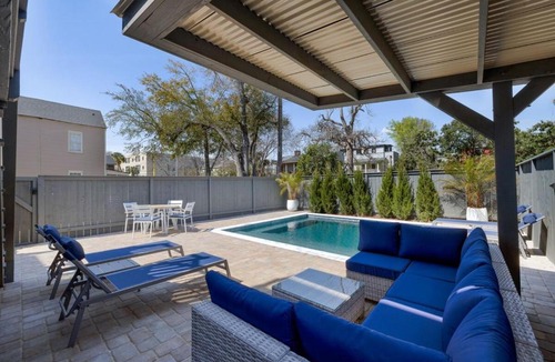 Cannonborough Elliotborough Apartment | Private HEATED Pool Oasis 4 Bedroom Suite