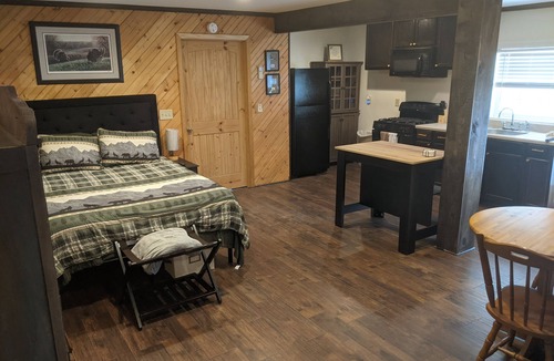 Salisbury Apartment | Private, pet friendly studio with many amenities.