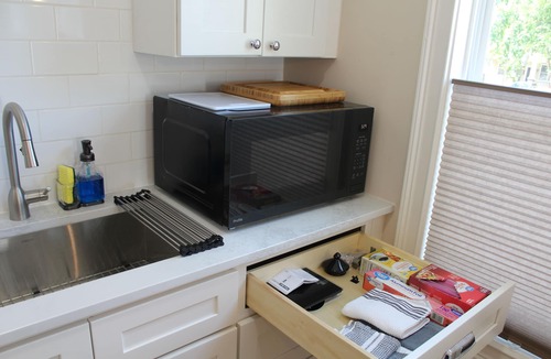 Wilmington Historic District Apartment | Private Pet‑Friendly, Walkable, Carriage House in Historic Wilmington