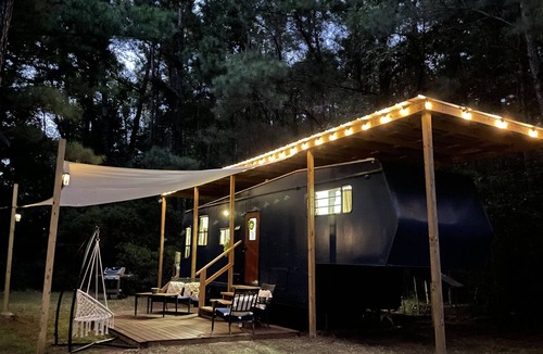 Moncks Corner House | Private Pond Retreat w/ Goats, Games, Fishing, Firepit and More!