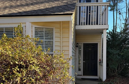 Charleston House | Private Renovated 2BR Charleston Townhome Close to Downtown & Beaches