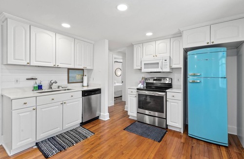 Mount Pleasant Cottage | Private Rifle Range Cottage -Near IOP & Charleston