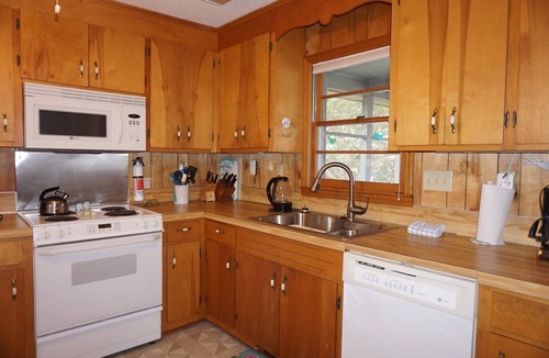 Litchfield by the Sea House | Pryor Dog Friendly, Huge Porch, Creek Dock