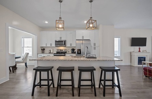 Downtown House | Quaint 3-bedroom retreat in vibrant Raleigh!