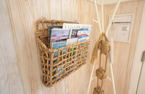 Tarpon Pond House | Quaint Seabrook Island Beach Cottage Near Charleston