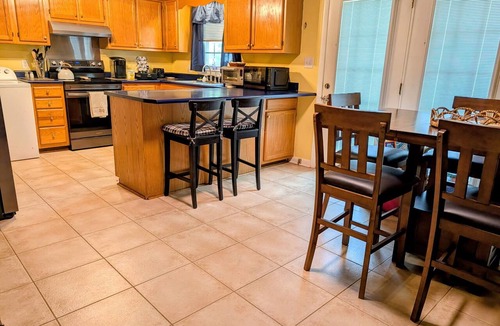 Fayetteville House | Quiet, peaceful home located near Fort Bragg and Cape Fear Medical Center