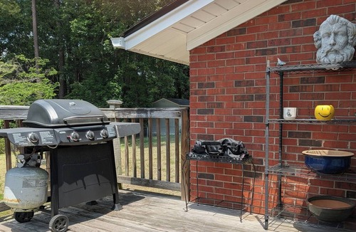 Fayetteville House | Quiet, peaceful home located near Fort Bragg and Cape Fear Medical Center