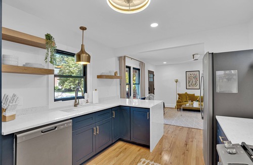 Shandon House | Quintessential 2-bedroom bungalow in the heart of Shandon in Columbia, SC.