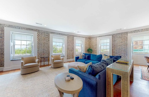 South of Broad Condo | Rainbow Row Pied-À-Terre Condo in Charleston