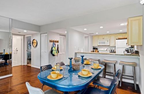 Harbour Town House | Relax By Pool: Harbour Town Resort Condo