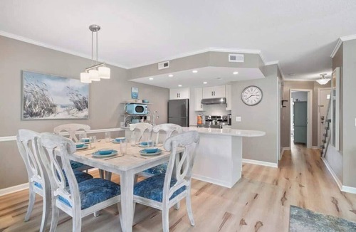 The Cottages Condo | Relaxing Retreat w/Golf View & Pool, Hilton Head
