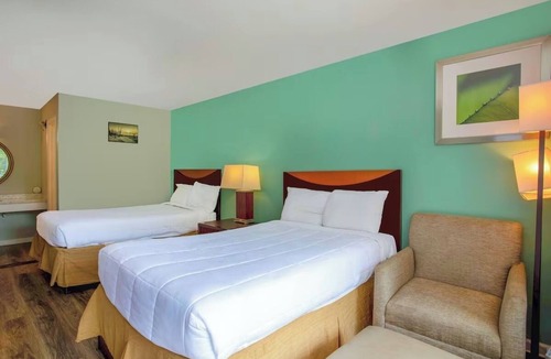 Kernersville Hotel | Relaxing Stay Near Triad Park – Explore Parks & Local Sights | Free Parking