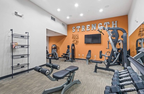 Charlotte Condo | Reluxme | Lux 2BR Near South Charlotte in Ayrsley