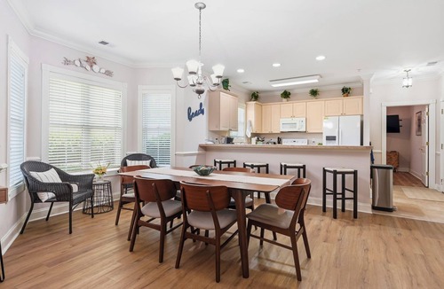 Central Myrtle Beach Apartment | Renovated 3BR · Lakeside Pool · Pet-Friendly