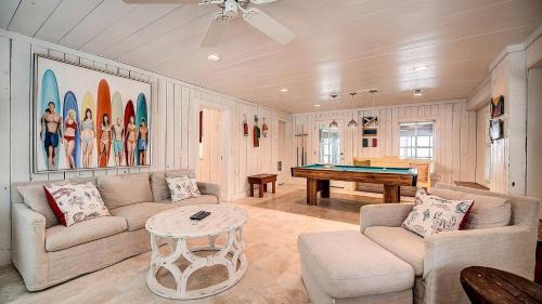 Debordieu Colony House | Renovated Family Rental in Georgetown, South Carolina