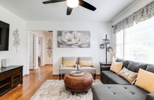 Richmond House | RF Central location w fenced backyard FIRE-PIT